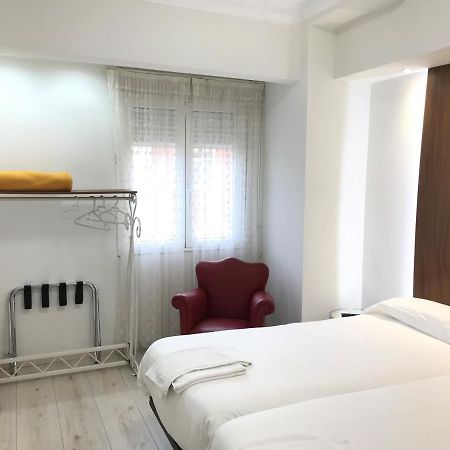 Hostal La Mexicana Сантандер Екстериор снимка