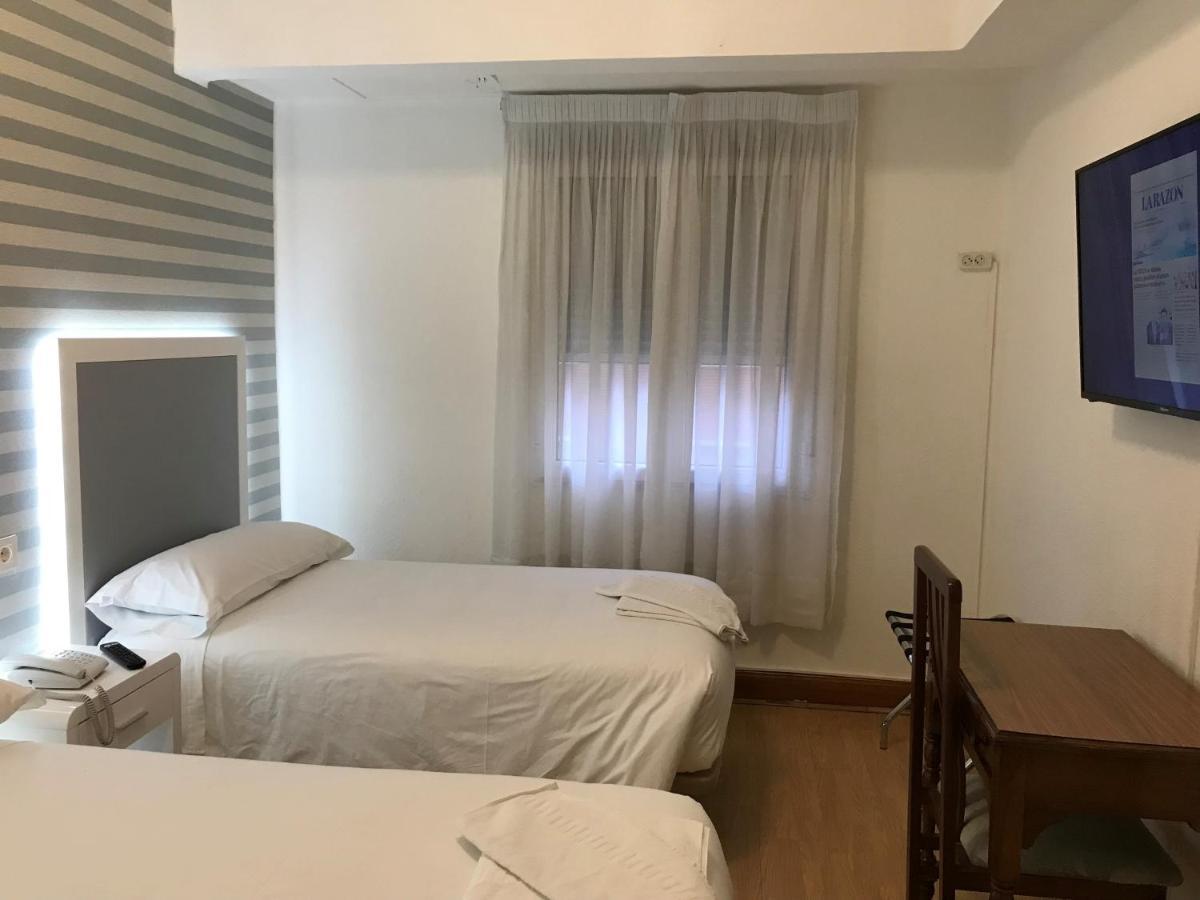Hostal La Mexicana Сантандер Екстериор снимка