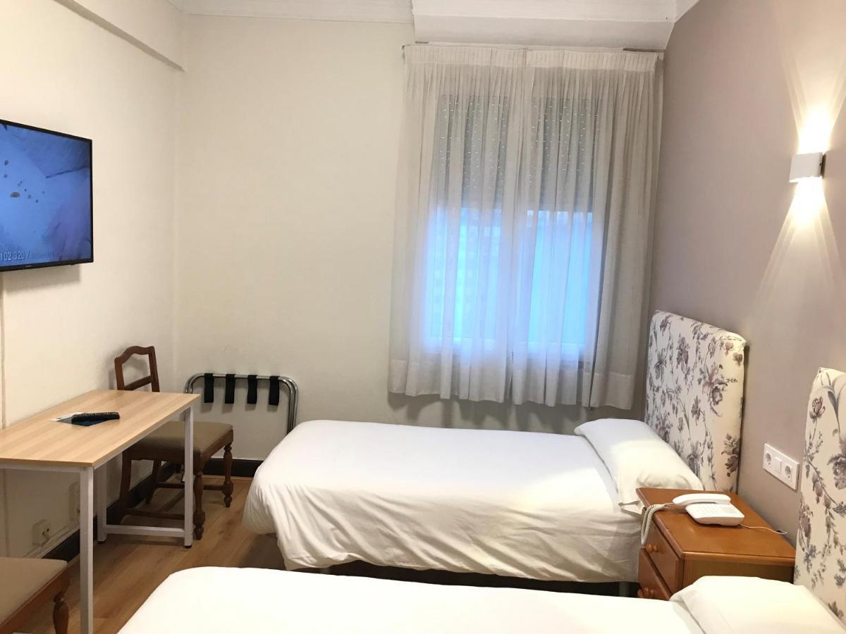 Hostal La Mexicana Сантандер Екстериор снимка